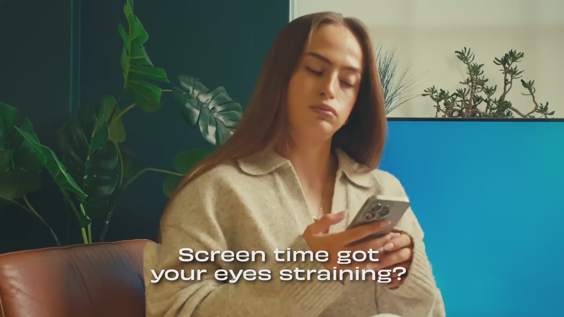 Load video: Information on Blue Light, the effectiveness of the AWE product and how it supports eye health